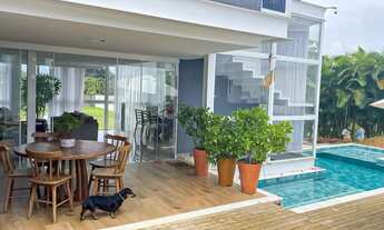 Imagem 6: Casa de condomínio para venda tem 250 metros quadrados com 4 quartos