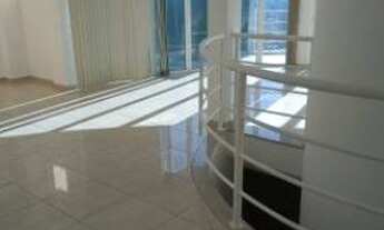 Imagem 6: Casa de condomínio para venda tem 550 metros quadrados com 4 quartos