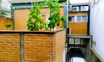 Imagem 6: Casa com 247 m2 de área construída, muito bem localizada, terreno de 8m frente por 29m cum