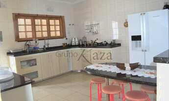 Imagem 5: Casa Sobrado - Venda - Altos de Santana I - Jacareí - 230m² - 3 Dormitórios - Varanda Gour