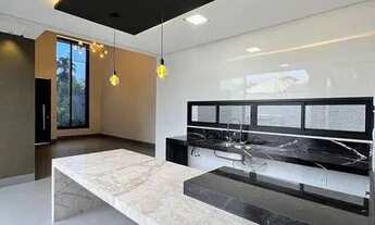 Imagem 2: Térrea para venda tem 185 metros quadrados com 3 quartos