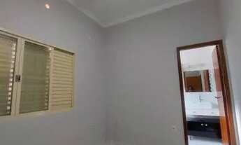 Imagem 3: Casa para aluguel e venda possui 300 metros quadrados com 3 quartos em Aeroporto - Barreto