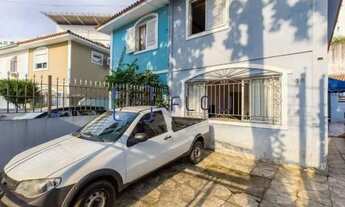 Imagem: Casa com 3 dormitórios e 2 vagas à venda