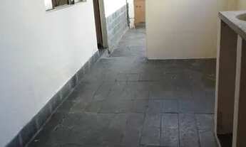 Imagem: Barracão no Bom Retiro