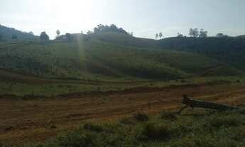 Imagem 3: Lote/Terreno para venda tem 600 metros quadrados em Centro - Igaratá - SP