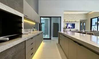 Imagem 7: Casa de condomínio térrea para venda com 287 metros quadrados com 4 quartos