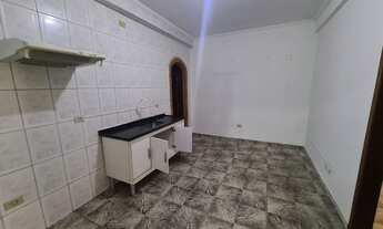 Imagem 2: Casa para aluguel possui 50 metros quadrados com 2 quartos em Parque das Américas - Mauá