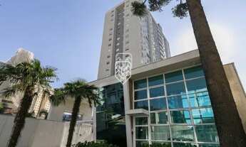 Imagem 2: Apartamento com 3 dormitórios à venda, 80 m² por R$ 750.000,00 - Água Verde - Curitiba/PR