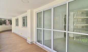 Imagem 4: Apartamento para venda possui 163 metros quadrados com 5 quartos em Lagoa - Rio de Janeiro