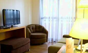 Imagem 2: Flat na Berrini, prox a Estação Berrini da CPTM, rodeado de grandes escritórios