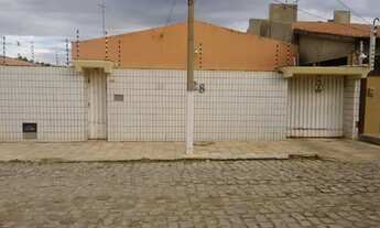 Imagem 2: Vende-se uma excelente Casa c/ Prédio/Deposito toda reformada abolicao 1 Excelente Localiz