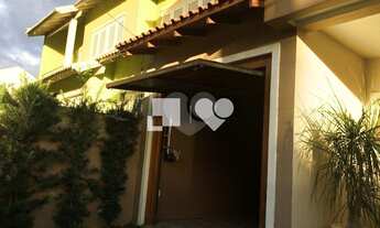 Imagem 5: Sobrado com ampla sacada e closet na suite