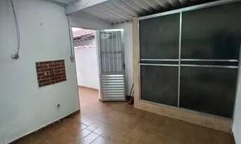 Imagem 3: CASA 2 bons quartos, boa cozinha, gars p/4 autos, próx praia e comércios $ 300.mil