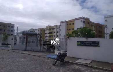 Imagem 2: Apartamento para aluguel possui 75 metros quadrados com 2 quartos em Porto D'Antas