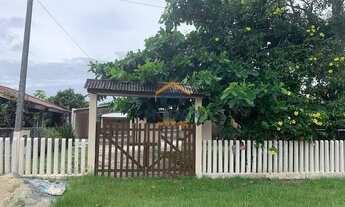 Imagem 2: Casa em alvenaria com amplo terreno em Shangri-lá