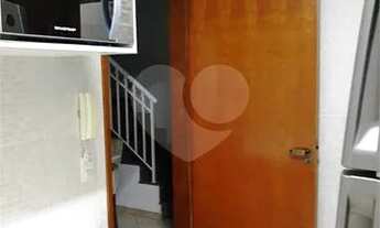 Imagem 4: Sobrado em condomínio com 3 dormitórios sendo 1 suíte