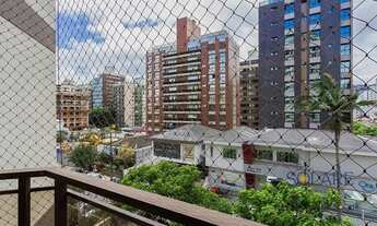 Imagem 6: Apartamento de 4 dormitórios (2 suítes) e 2 vagas de garagem no Centro, em Florianópolis-S