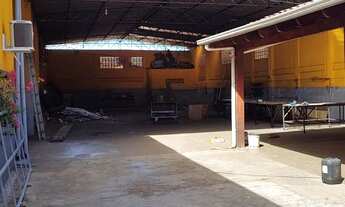 Imagem: Salão comercial e barracão