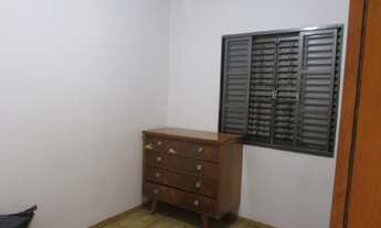 Imagem 4: Abrigo para 2 carros, sala, cozinha, banheiro social, 2 dormitórios, lavanderia coberta, q