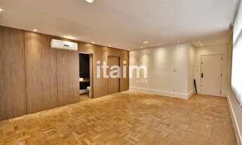 Imagem 2: Apartamento Espaçoso para venda e Locação, 3 Dormitórios sendo 1 Suíte , 1 vaga , 135m² e