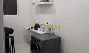 Imagem 3: Casa de condomínio para venda tem 308 metros quadrados com 4 quartos