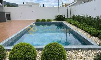 Imagem 5: Casa alto padrão com três suítes à venda na Pedra Branca - Palhoça