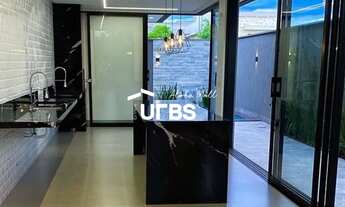 Imagem 3: Casa de condomínio térrea para venda possui 155 metros quadrados com 3 quartos