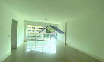 Imagem 2: Apartamento- Petrópolis, Centro