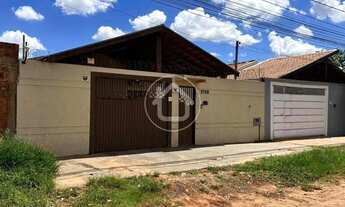 Imagem: CASA COM SUÍTE E AMPLO QUINTAL