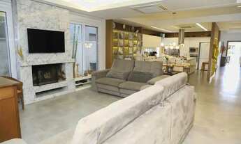 Imagem: Sobrado para venda possui 484 metros quadrados