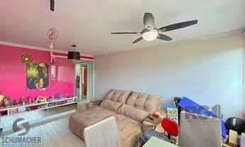 Imagem 7: Apartamento em Porto Alegre, no bairro Medianeira, com 3 dormitório(s), e 3 banheiros, à v