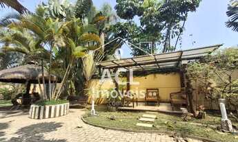 Imagem 2: Casa reformada em condomínio exclusivo Camburi