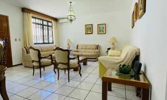 Imagem: Casa 5 Quartos com 2 Suítes e 395m²