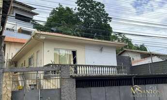 Imagem: Casa com 11 dormitórios à venda, 300 m²