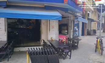 Imagem: Linda Lanchonete de esquina na Zona Oeste