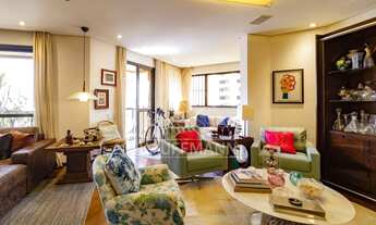 Imagem 2: Apartamento à Venda em Perdizes - 4 Suítes, 5 Vagas, A.U 230m²