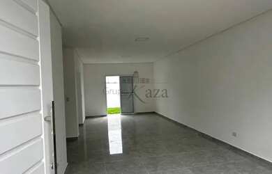 Imagem 2: Oportunidade - Casa Sobrado - Jardim Santa Júlia - 3 Dormitórios - 145,60m²