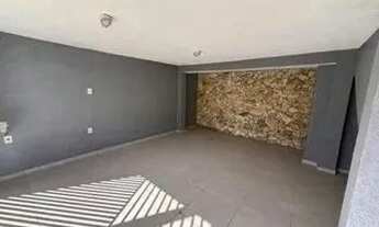 Imagem 2: Imperdível: Casa com 3 quartos e 2 banheiros no Jardim Virginia Bianca, São Paulo-SP!