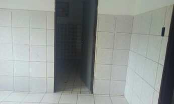 Imagem: Casa com dois quartos e água grátis