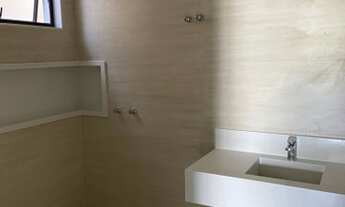 Imagem 5: Casa em condomínio para venda tem 271 metros quadrados com 4 quartos