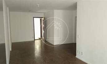 Imagem 2: Excelente apartamento, 125 m², frente, bem arejado e iluminado. 03 qts suite e vaga