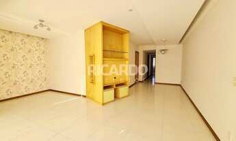 Imagem 4: Apartamento com 3 quartos, suíte, frente, elevador, 2 vagas soltas em Jardim Camburi - Vi