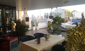 Imagem 2: Ampla Cobertura 4/4 no corredor da Vitoria, 285m, piscina, impecavel, grande oportunidade!