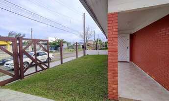 Imagem 2: Casa para venda possui 157 metros quadrados com 3 quartos em Araca - Capão da Canoa - RS