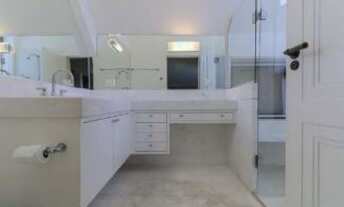 Imagem 2: Sobrado para venda tem 491 metros quadrados com 4 quartos em Jardim Leonor - São Paulo - S