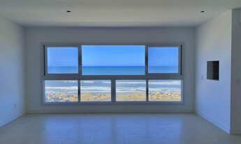 Imagem 2: Apartamento para venda com 120 metros quadrados com 3 quartos em Navegantes - Capão da Can