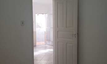 Imagem 2: ALUGO CASA DE VILA 50m.,..