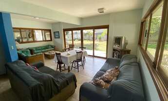 Imagem 4: Sobrado para venda possui 300 metros quadrados com 4 quartos em Una - Guarapari - ES