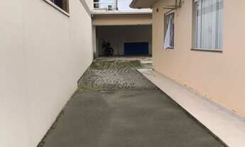 Imagem 4: Casa para Venda no bairro Lídia Duarte em Camboriú, 2 quartos sendo 1 suíte, 4 vagas