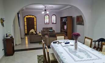 Imagem 5: Embaré-Sobrado isolado amplo e reformado-4 dormitórios,2 suítes, lavabo + edícula + piscin